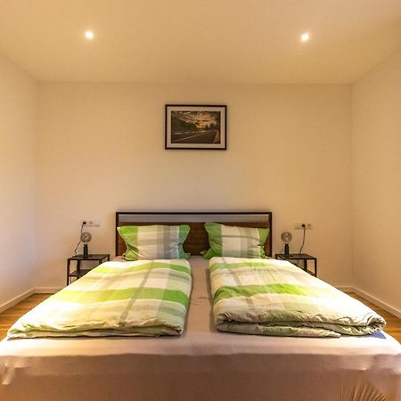 Suedschleife Appartements - Wlan - Direkt Am Ring Reimerath Exteriör bild