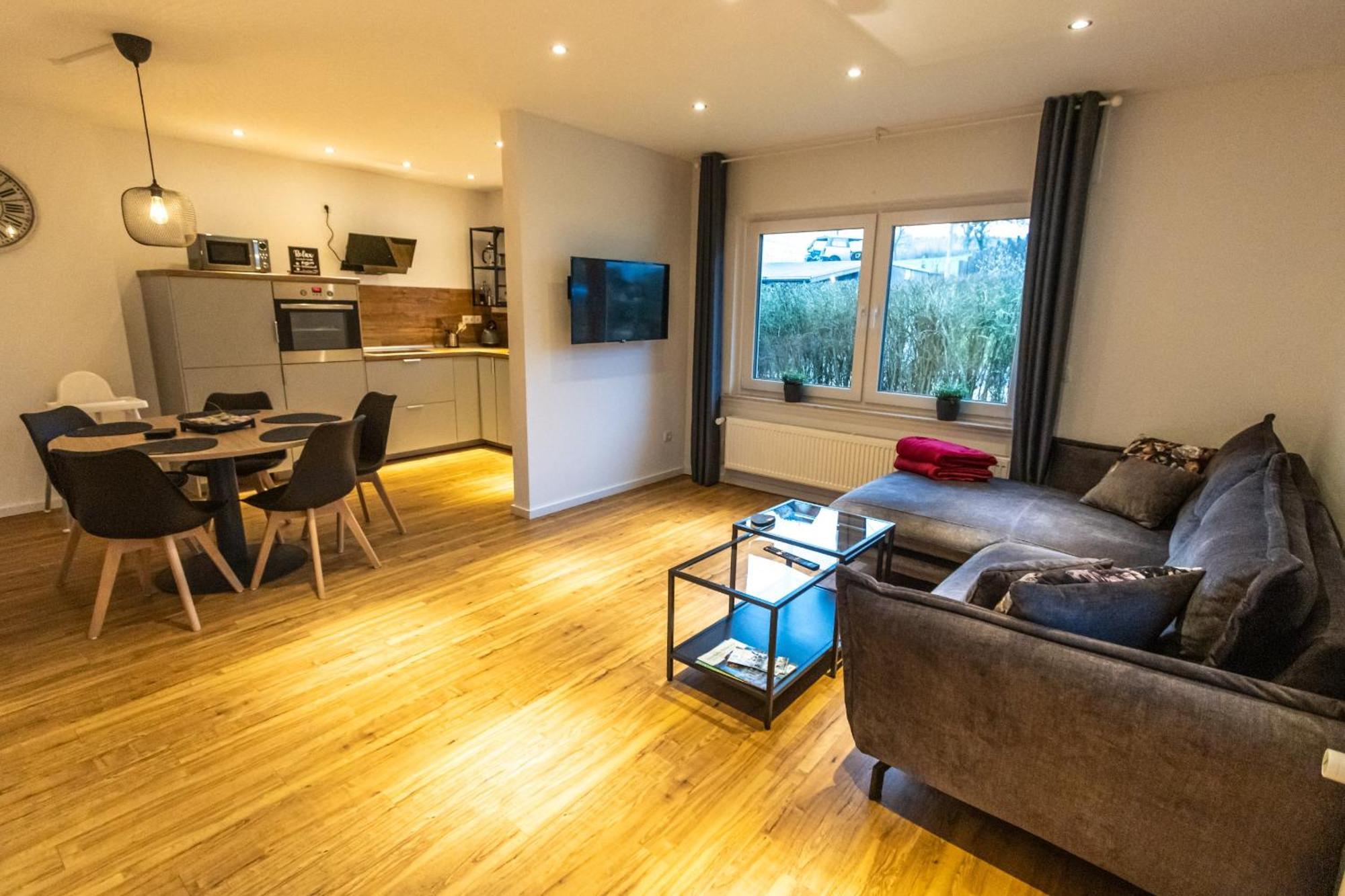 Suedschleife Appartements - Wlan - Direkt Am Ring Reimerath Exteriör bild