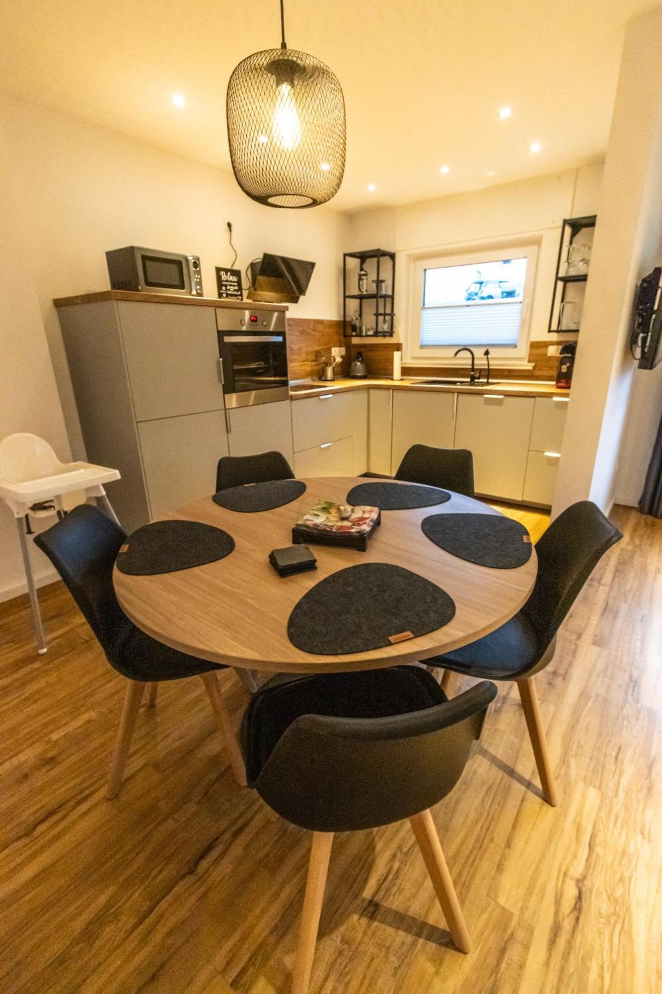 Suedschleife Appartements - Wlan - Direkt Am Ring Reimerath Exteriör bild